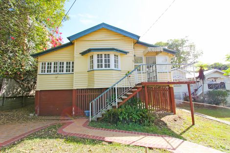 Property photo of 27 Huxham Terrace Auchenflower QLD 4066