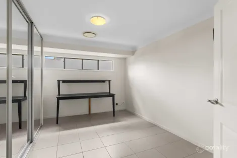 Property photo of 5 Parkview Close Southside QLD 4570