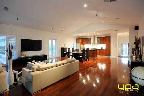 Property photo of 47 Cambridge Crescent Taylors Lakes VIC 3038