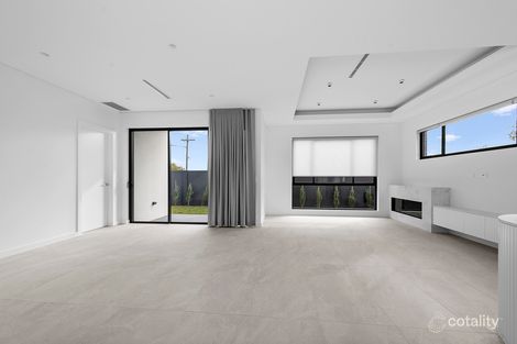Property photo of 31 Archbald Avenue Brighton-Le-Sands NSW 2216