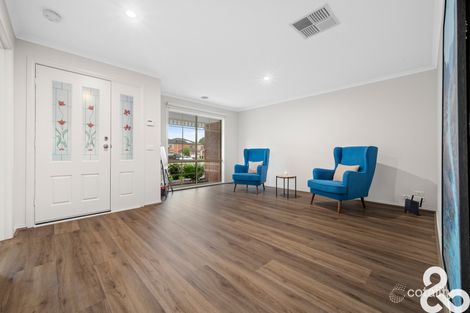 Property photo of 36 William Hovell Pass Craigieburn VIC 3064