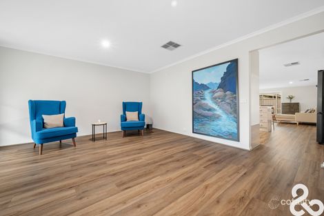 Property photo of 36 William Hovell Pass Craigieburn VIC 3064