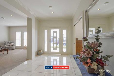Property photo of 76 The Heights Hillvue NSW 2340