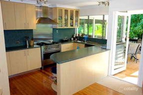 Property photo of 4 Martin Lane Indooroopilly QLD 4068