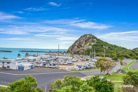Property photo of 6/12-14 Breakwater Drive Rosslyn QLD 4703