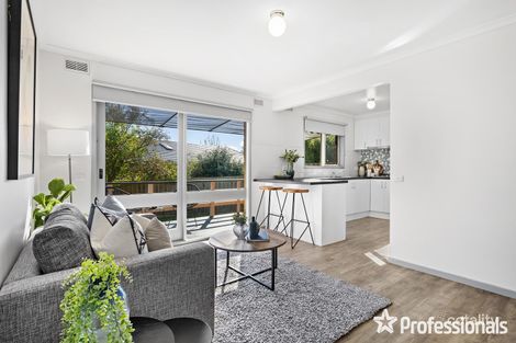 Property photo of 2 Contour Court Chirnside Park VIC 3116