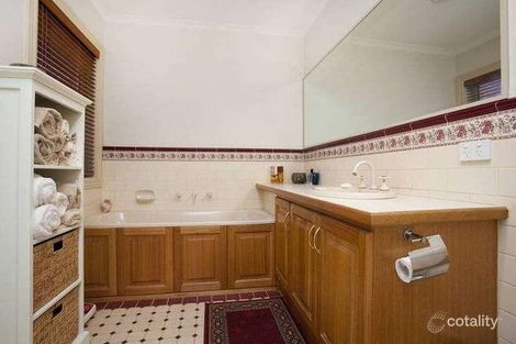 Property photo of 7 Briar Place Pascoe Vale South VIC 3044