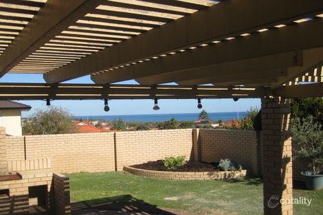 Property photo of 8 Rainbow View Ocean Reef WA 6027