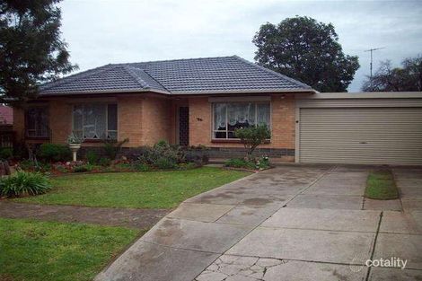 24 Kennett St, Para Hills, SA 5096