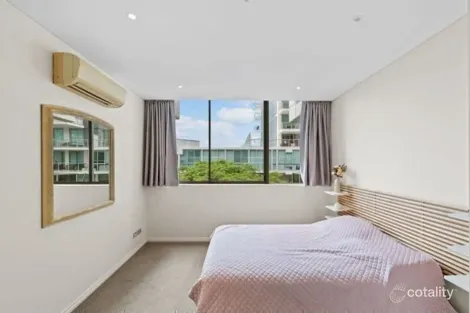 Property photo of 416/3 Como Crescent Southport QLD 4215