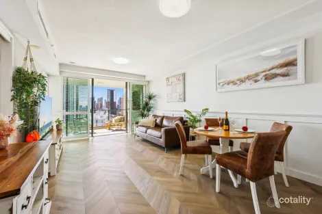 Property photo of 1504/2685-2689 Gold Coast Highway Broadbeach QLD 4218