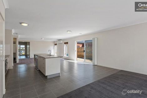 Property photo of 176 Haze Drive Point Cook VIC 3030