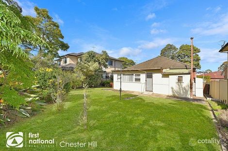 Property photo of 34 Larien Crescent Birrong NSW 2143