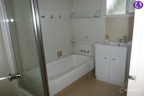 Property photo of 85 Beardmore Crescent Dysart QLD 4745