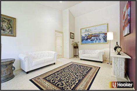 Property photo of 8 Augusta Place Amaroo ACT 2914