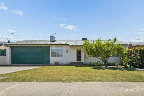 32 Balcombe Ave, Findon, SA 5023