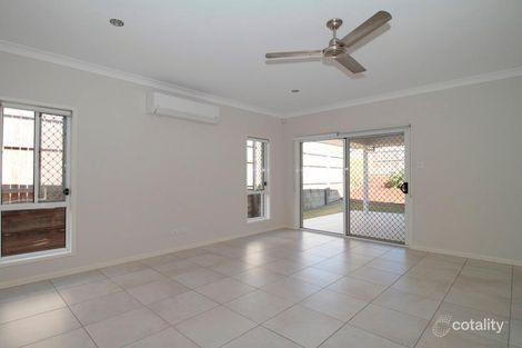 Property photo of 37 Oakmoss Drive Springfield Lakes QLD 4300