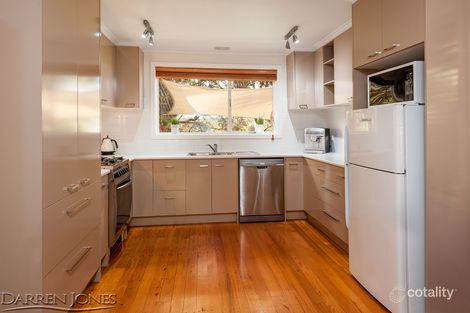 Property photo of 11 Glen Valley Court Greensborough VIC 3088