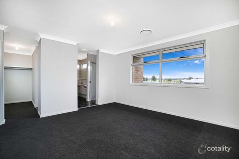 Property photo of 39 Marsdenia Avenue Melonba NSW 2765