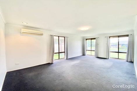 Property photo of 3 Streeton Court Rothwell QLD 4022