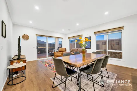 Property photo of 75 Captain Drive Point Cook VIC 3030