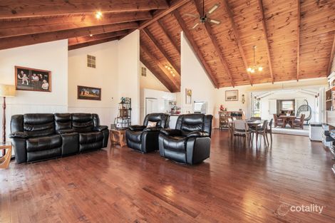 Property photo of 14 Bayvista Rise Somerville VIC 3912