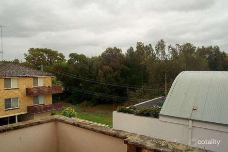 Property photo of 12/32 Clarence Avenue Dee Why NSW 2099