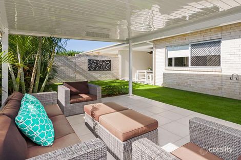 Property photo of 2/17 Runaway Bay Avenue Runaway Bay QLD 4216