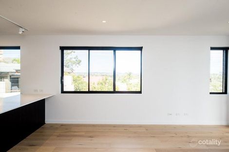 Property photo of 24 Norman Crescent Norman Park QLD 4170