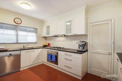 Property photo of 2 Amberley Court Highton VIC 3216