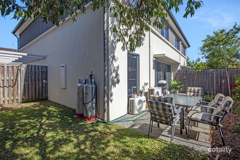 Property photo of 26/1 Belongil Street Pacific Pines QLD 4211