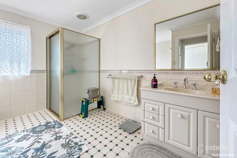 Property photo of 32 Susan Court Yakamia WA 6330