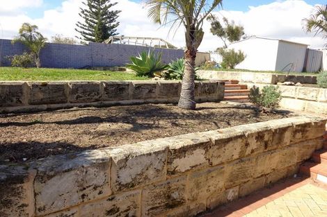 56 Dolphin Way, Beldon, WA 6027