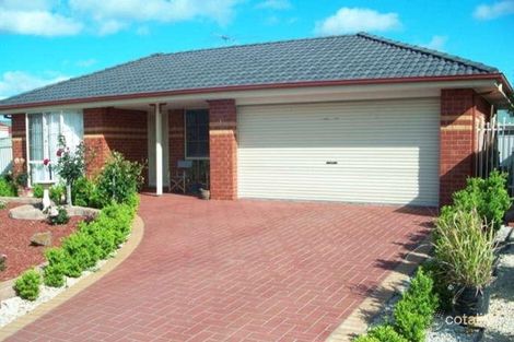 1 Avoca Pl, Pakenham, VIC 3810