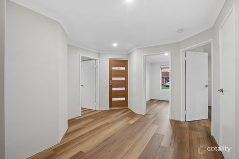 Property photo of 4 Orania Mews Warnbro WA 6169