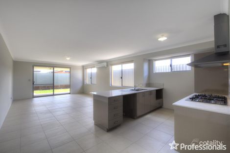 Property photo of 15 Cassowary Chase Wandi WA 6167