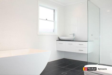 Property photo of 24 Poulter Avenue Engadine NSW 2233