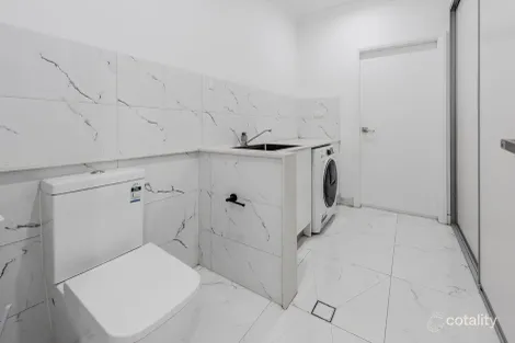 Property photo of 2 Carcoola Way Jordan Springs NSW 2747
