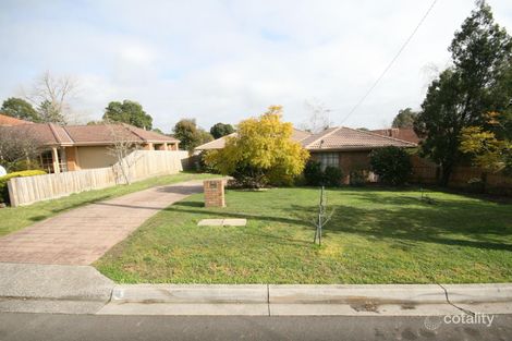 4 Helston Ct, Croydon Hills, VIC 3136