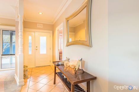 Property photo of 13 Hinton Place Conder ACT 2906