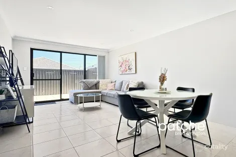 Property photo of 9 Warbrook Way Midvale WA 6056