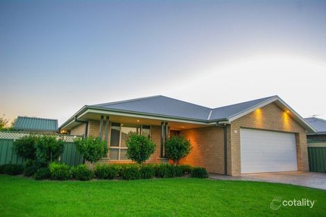 15 Holmwood Dr, Dubbo, NSW 2830