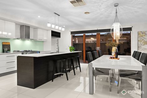 Property photo of 37 Chantenay Parade Cranbourne North VIC 3977