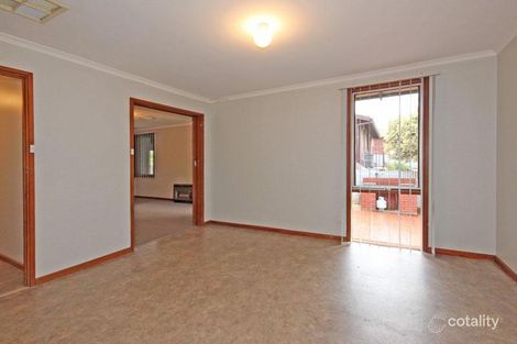 Property photo of 14 Finland Court Hackham West SA 5163