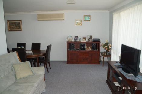 Property photo of 71 Hilldale Drive Cameron Park NSW 2285