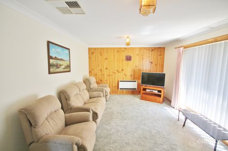 Property photo of 8 Hardy Avenue Young NSW 2594