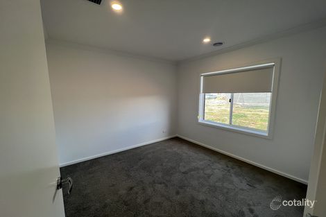 50 Scoria Cct, Craigieburn, VIC 3064