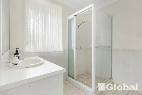 Property photo of 6 Blue Gum Court Mount Hutton NSW 2290