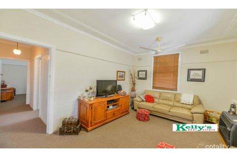 Property photo of 8 Dilley Street West Tamworth NSW 2340