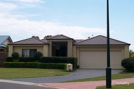 17 Lakeside Cct, Sinnamon Park, QLD 4073